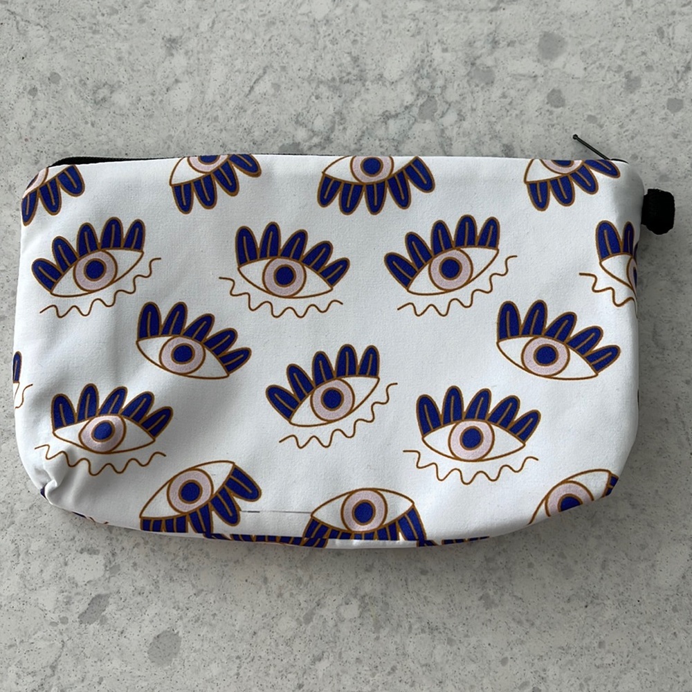 New! Evil eye 🧿 makeup bag!!